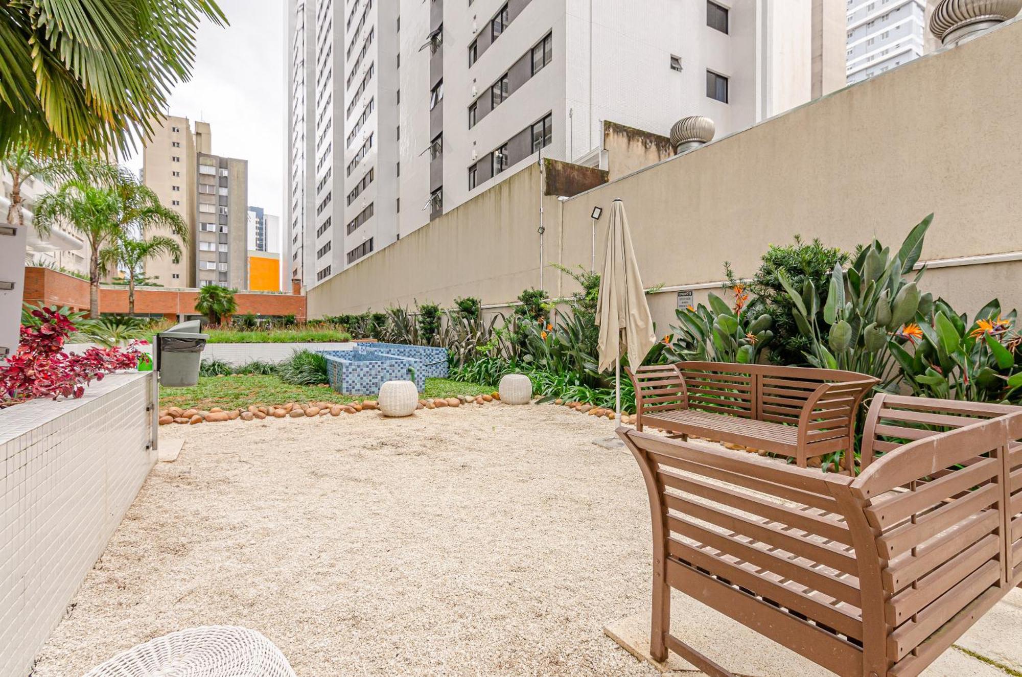 Lifespace Curitiba - Apartamentos Urooms Екстер'єр фото